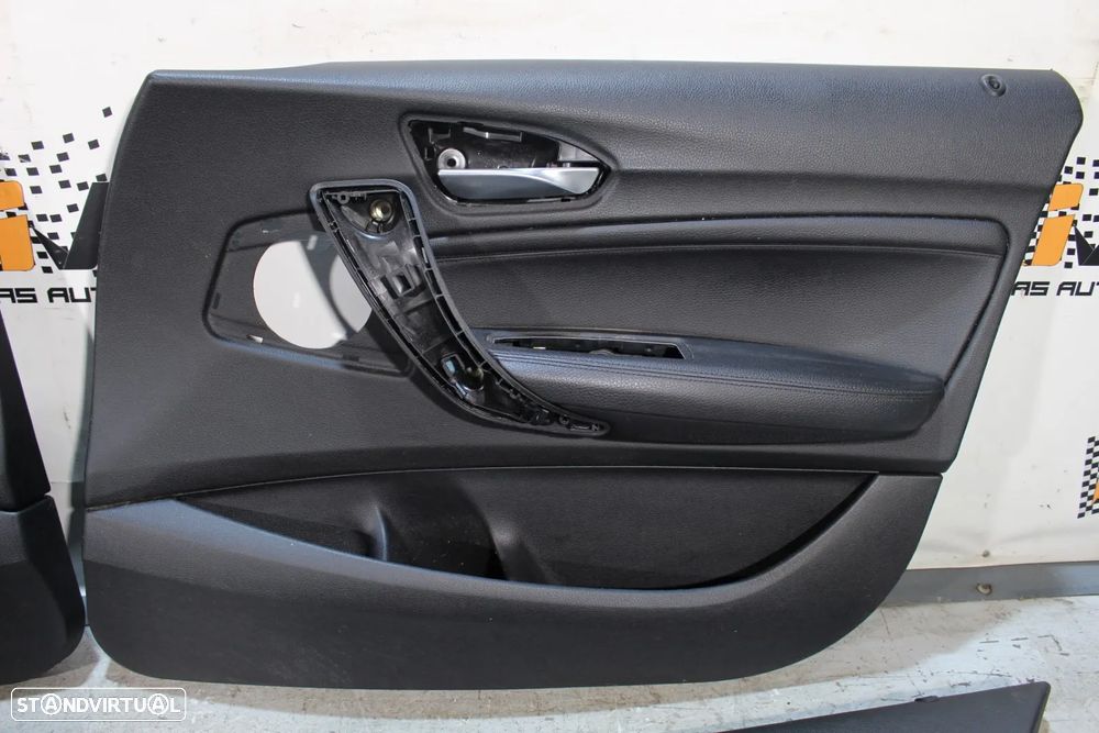 Quartela / Forra BMW Pack M Serie 1 de 5 Portas F20 em Pele - 3