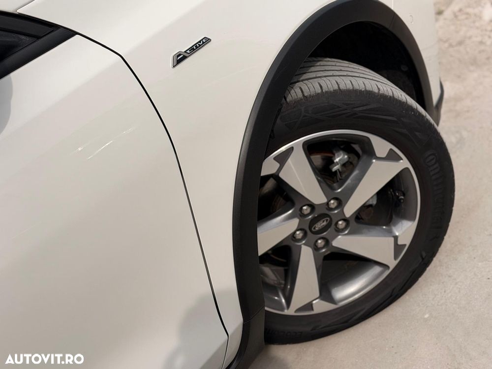 Ford Focus 1.0 EcoBoost Active Business - 16