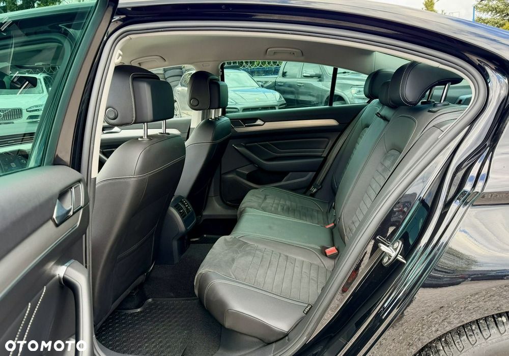Volkswagen Passat 2.0 TSI BMT 4Mot Highline DSG - 10