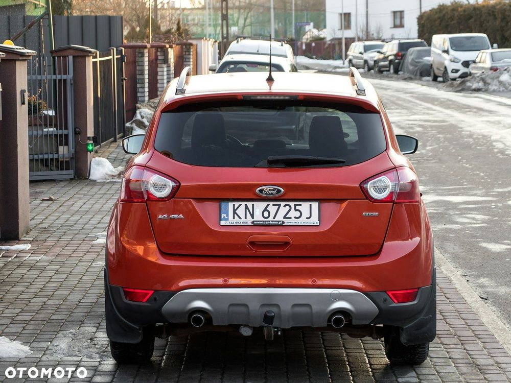 Ford Kuga 2.0 TDCi 2x4 Titanium - 8