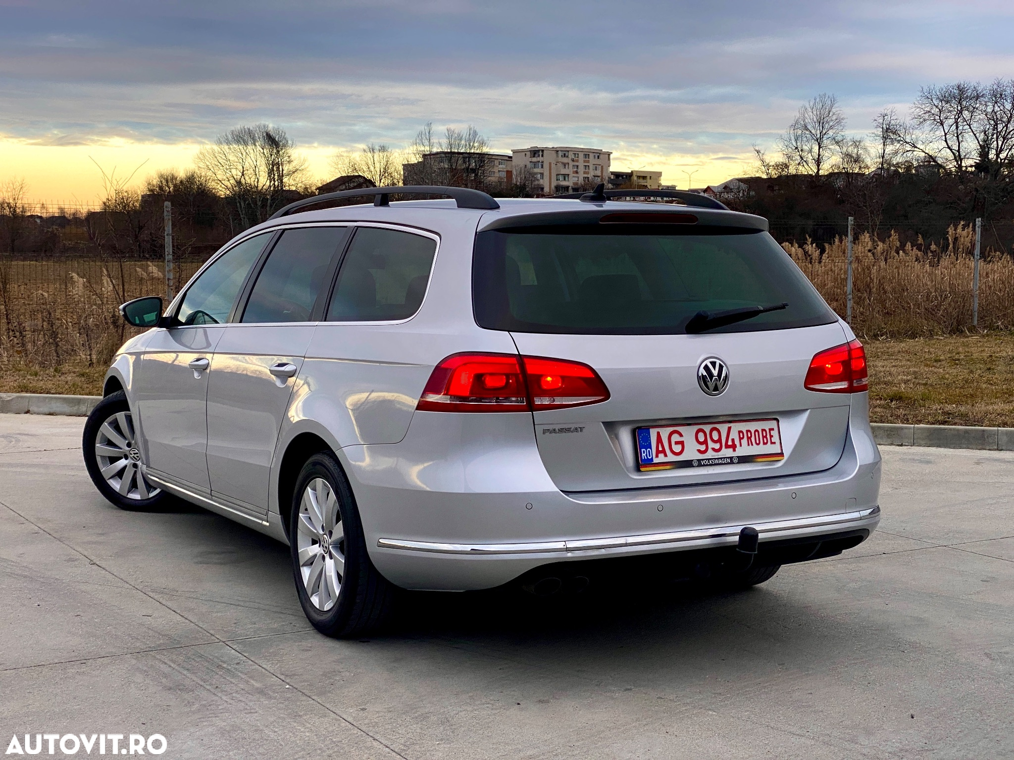 Volkswagen Passat Variant 2.0 Blue TDI DSG SCR Comfortline - 27