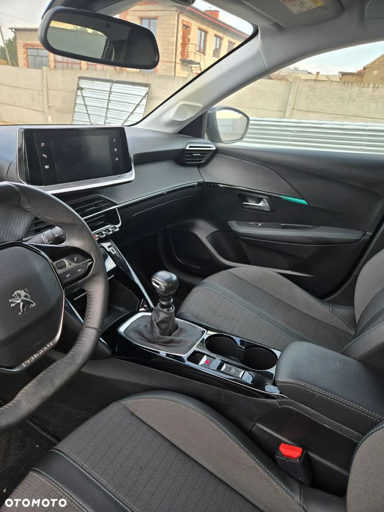 Peugeot 208 PureTech 100 Allure - 10