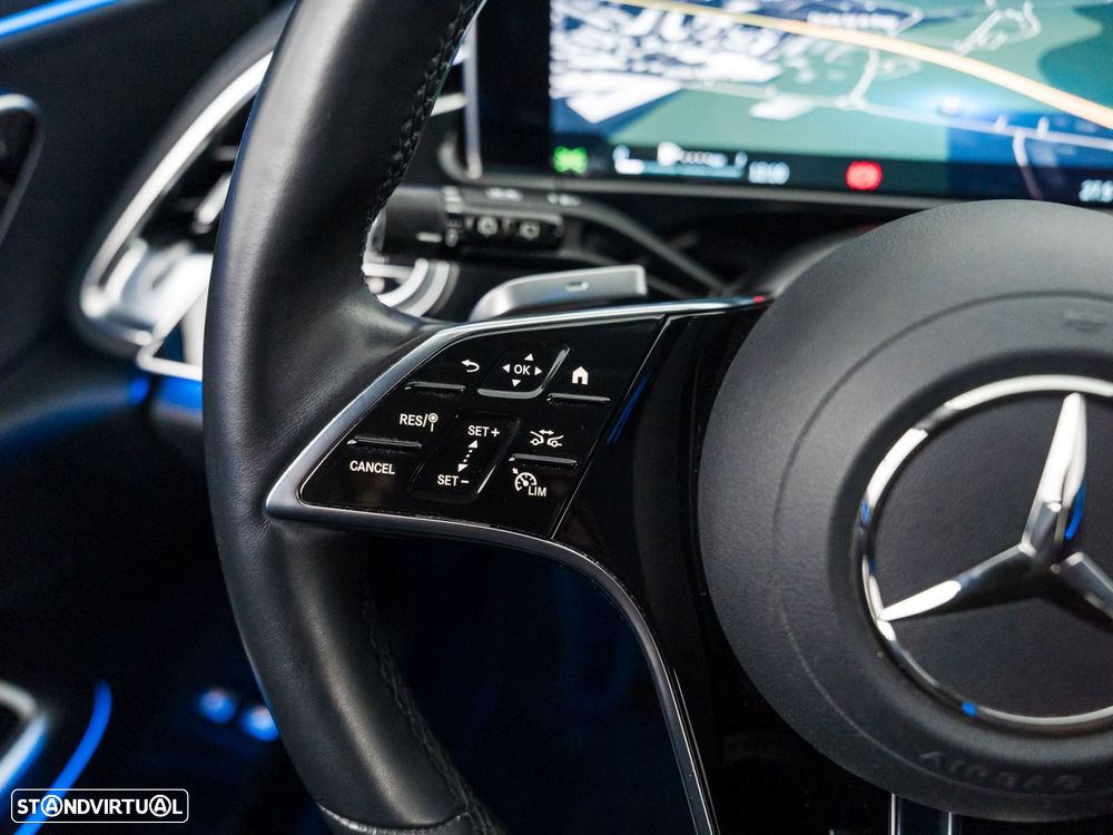 Mercedes-Benz E 300 - 25