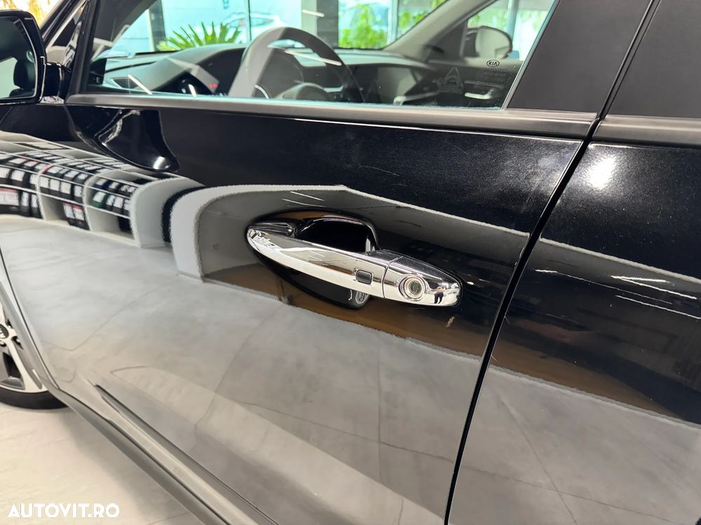 Kia Niro e-Niro 100 kW Vision - 4