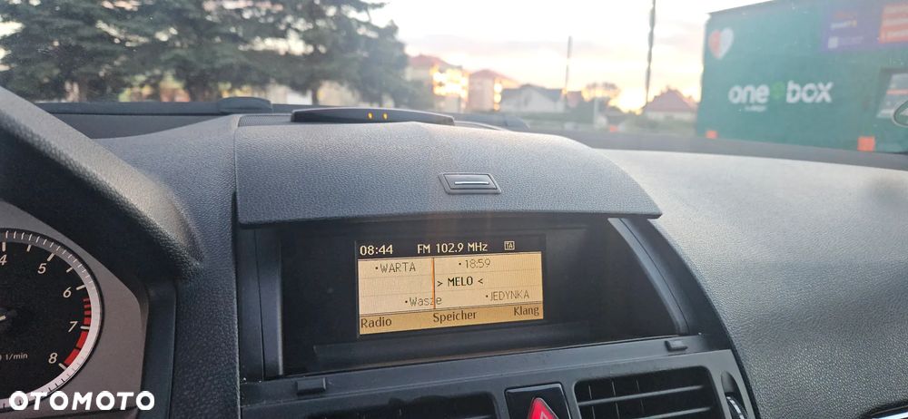 Mercedes-Benz Klasa C 180 BlueEFFICIENCY 7G-TRONIC Avantgarde - 35