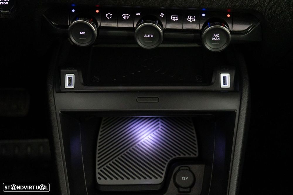 Citroën C4 X 1.2 PureTech Shine Pack EAT8 - 24