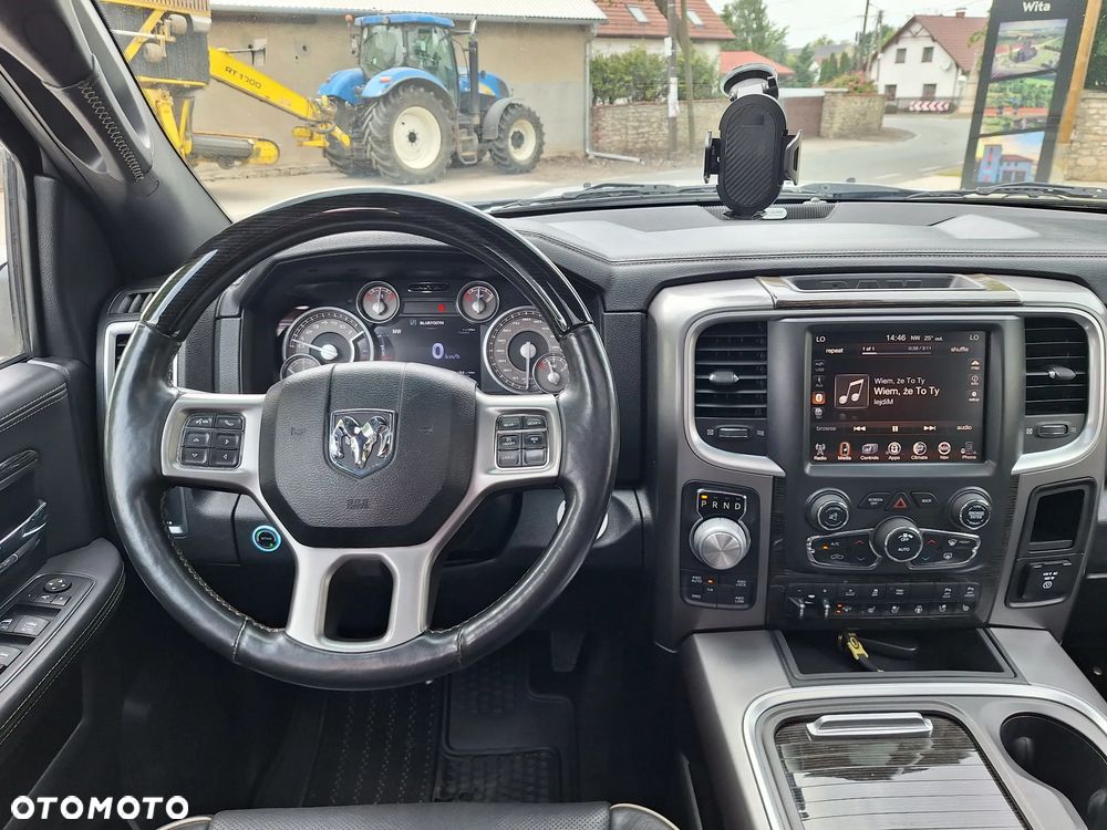 Dodge RAM - 32