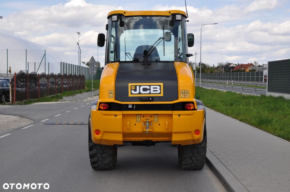 JCB WLS 409 SV MAŁO MTG 359 WIDŁY DO PALET KRAJOWA I WŁAŚCICIEL DOSTĘPNA OD RĘKI - 13