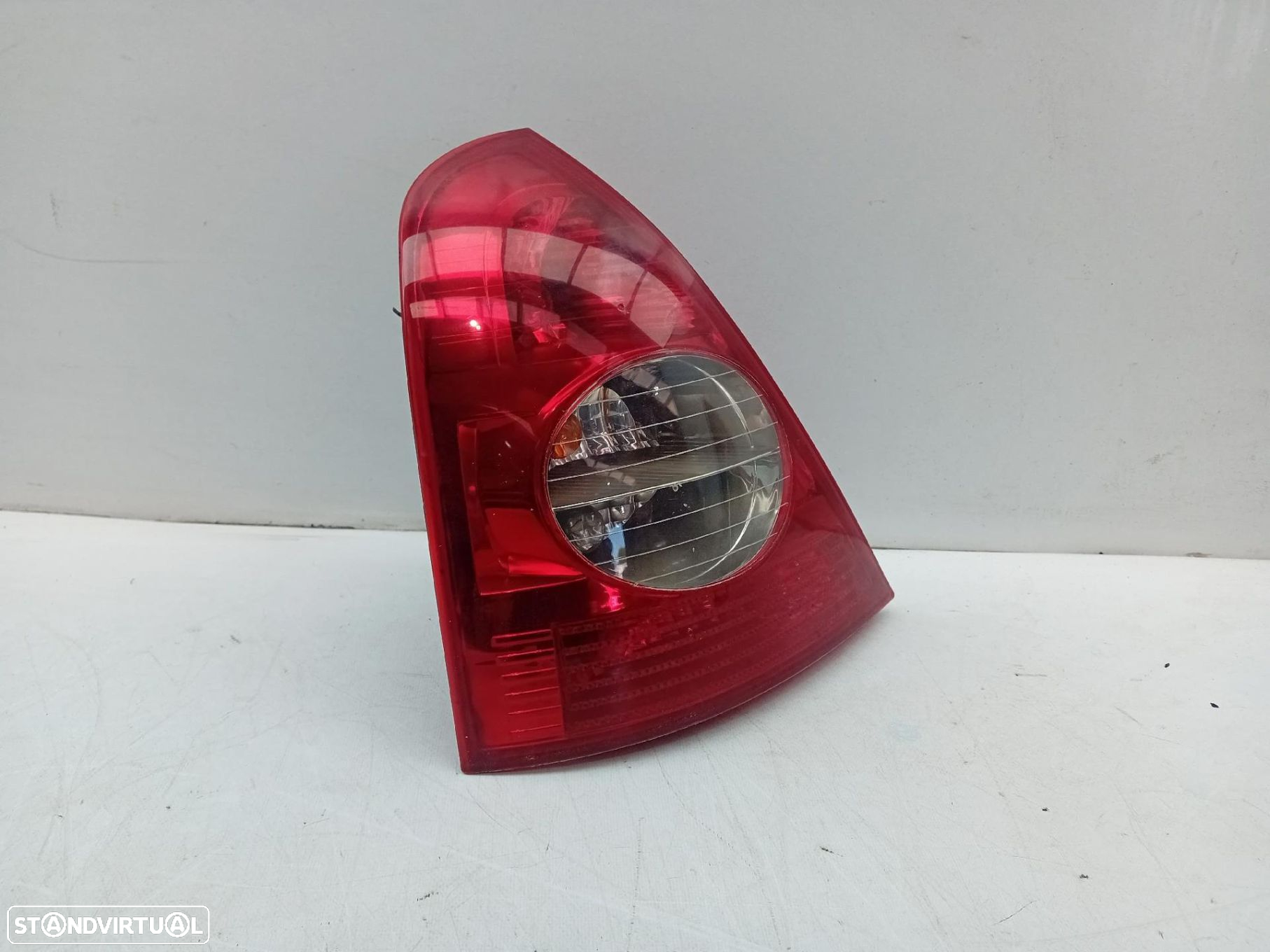 Farolim esquerdo RENAULT Clio II (BB0/1/2_, CB0/1/2_) - 2