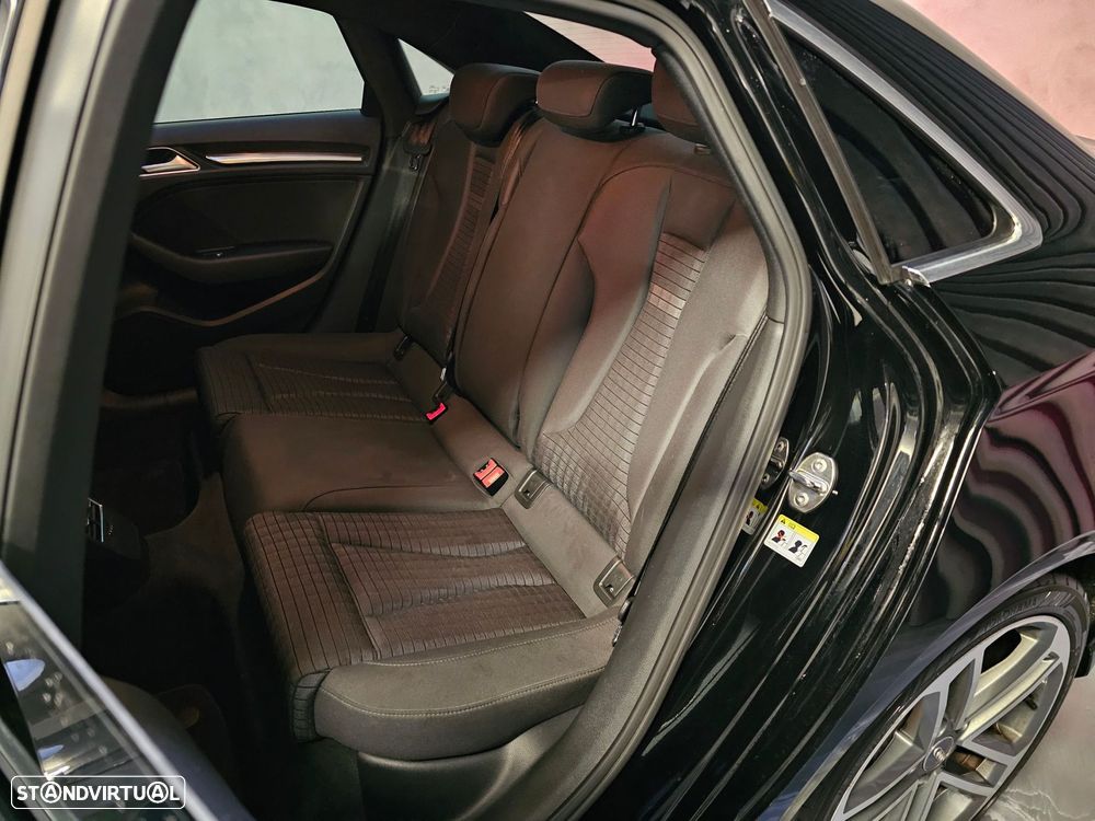 Audi A3 Limousine 2.0 TDI S line Sport Pack - 26