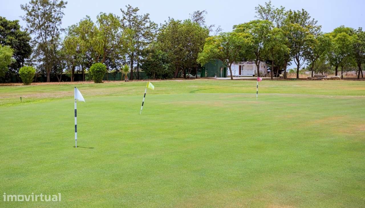 Fantastica moradia V4, com área de golf, para venda em Olhão, Algarv - Grande imagem: 3/21