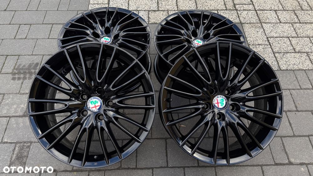 Alufelgi r17 Alfa Romeo 5x110 ET41 7.5J Koła felgi black brera 159 giulietta - 1