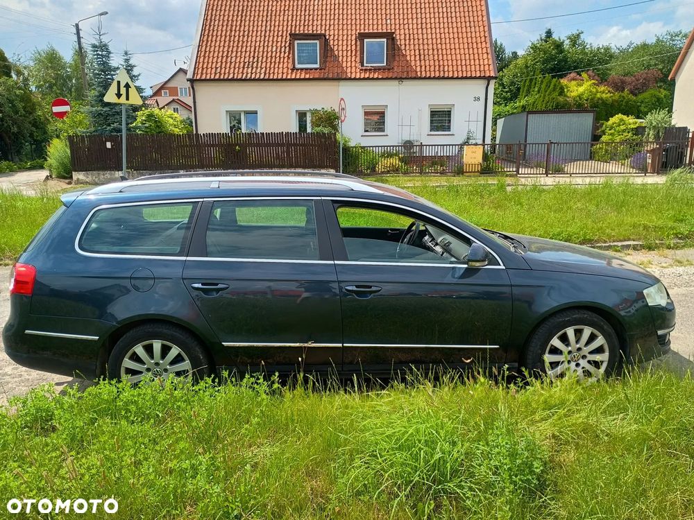 Volkswagen Passat 2.0 TDI Highline - 11