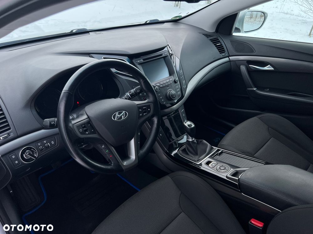 Hyundai i40 1.7 CRDi Comfort - 24