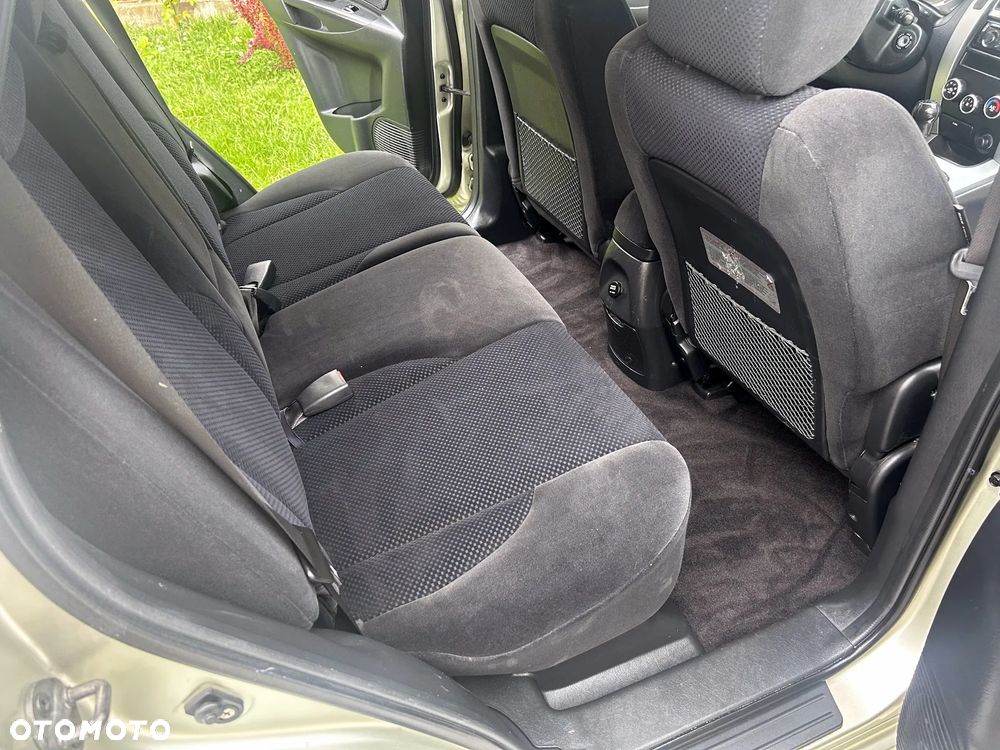 Hyundai Tucson 2.0 Comfort 2WD - 10