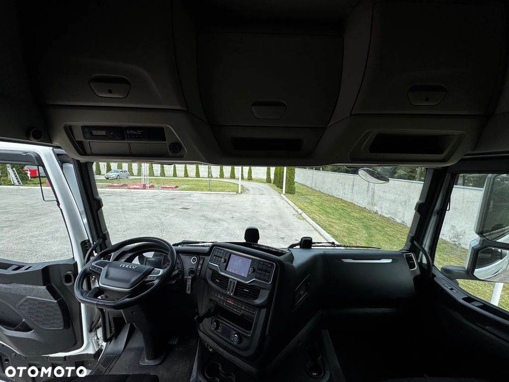 Iveco S-Way 460 - 8