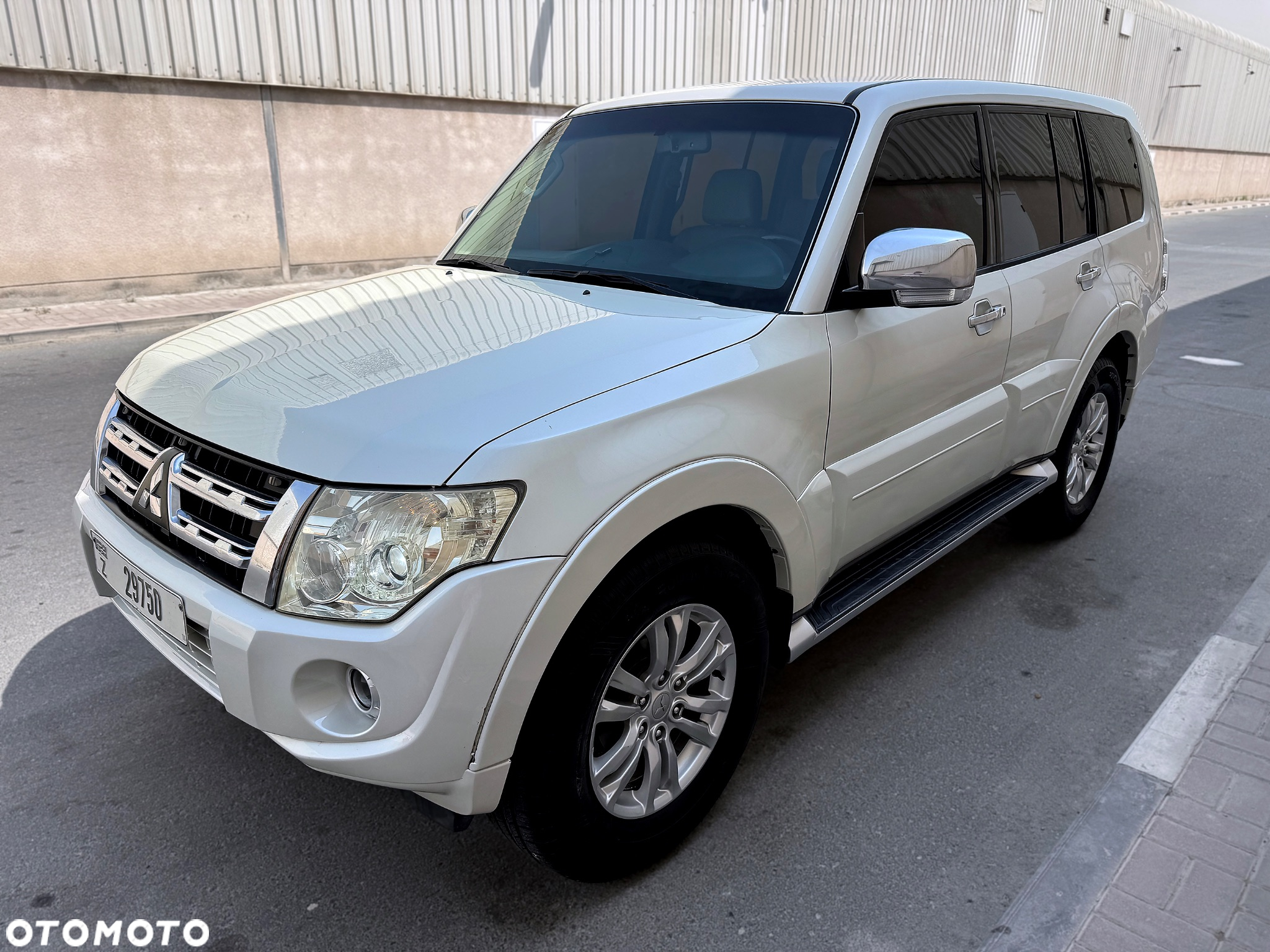 Mitsubishi Pajero 3.8 V6 Instyle - 2