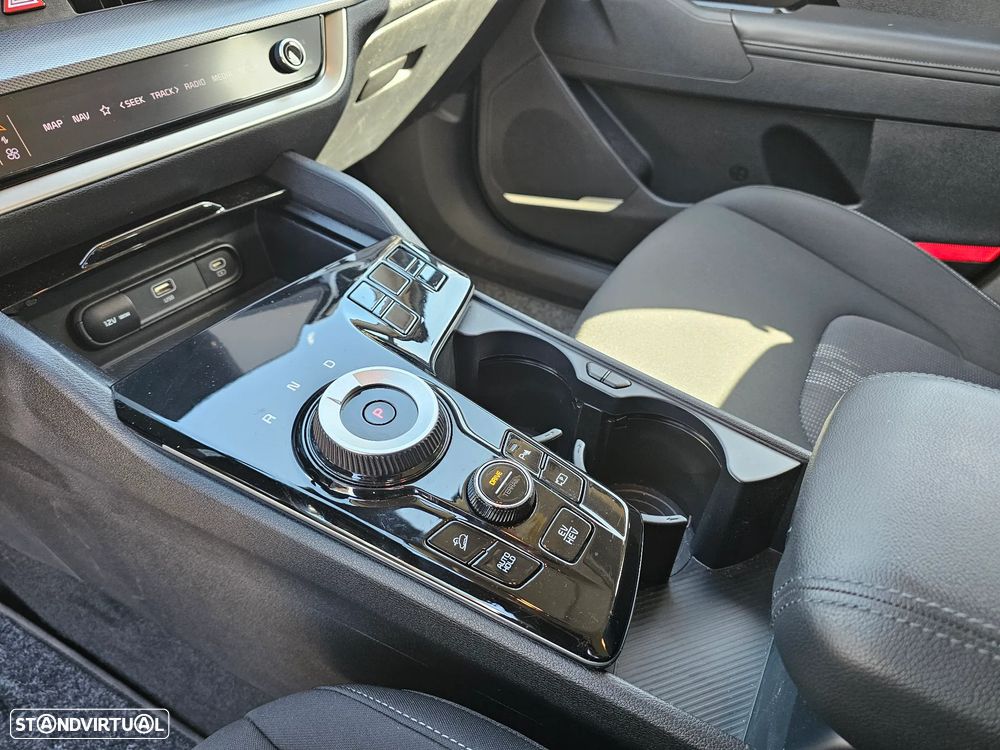 Kia Sportage 1.6 T-GDi PHEV Tech - 8