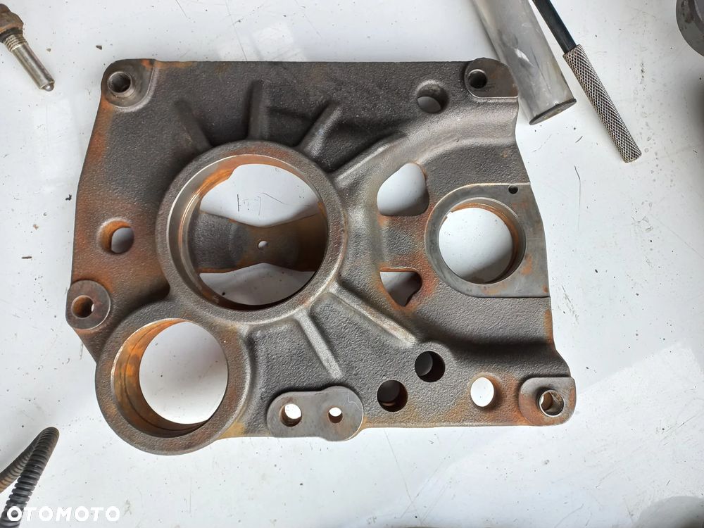 Części Agco Valtra,Massey,Fendt Obudowa PTO M934152220300,koło zębate,ACV079246A,SIŁOWNIK TUZA,OGNIBENE,ACV3867420,ACX2728610,4293088M1,CZUJNIK PALIWA,ACX2728590,10911060,0046106100000,934152221020,przekładnia czołowa,filtr kabinowy,acw2380980.acw1481500,chłodnica wody,ACV0303150. - 23