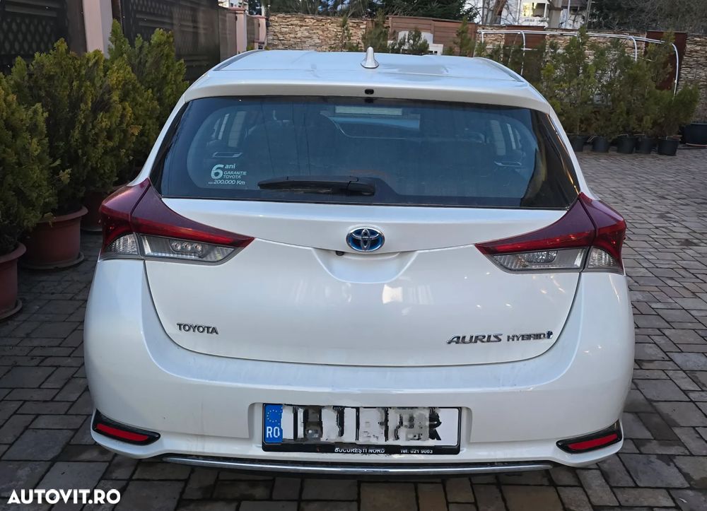 Toyota Auris - 1