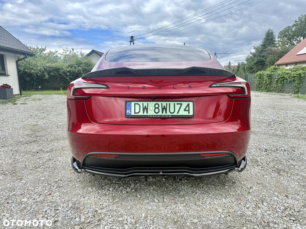 Tesla Model 3 - 2
