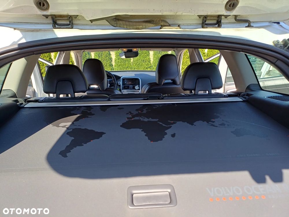 Volvo XC 60 D4 AWD Ocean Race - 13