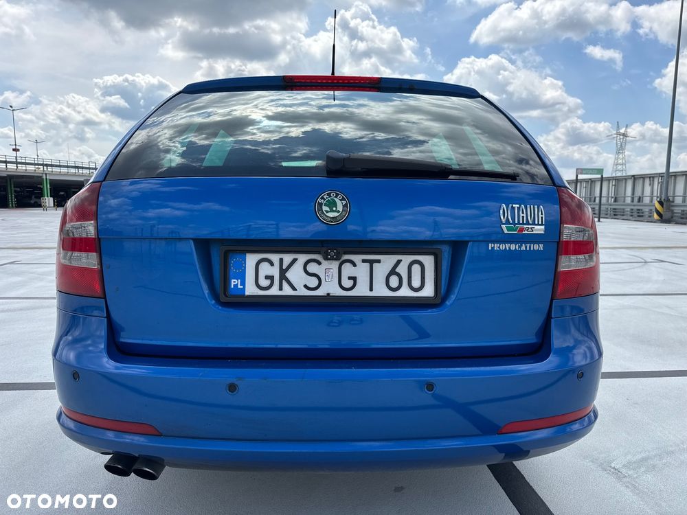 Skoda Octavia 2.0 TDI CR DPF RS - 5