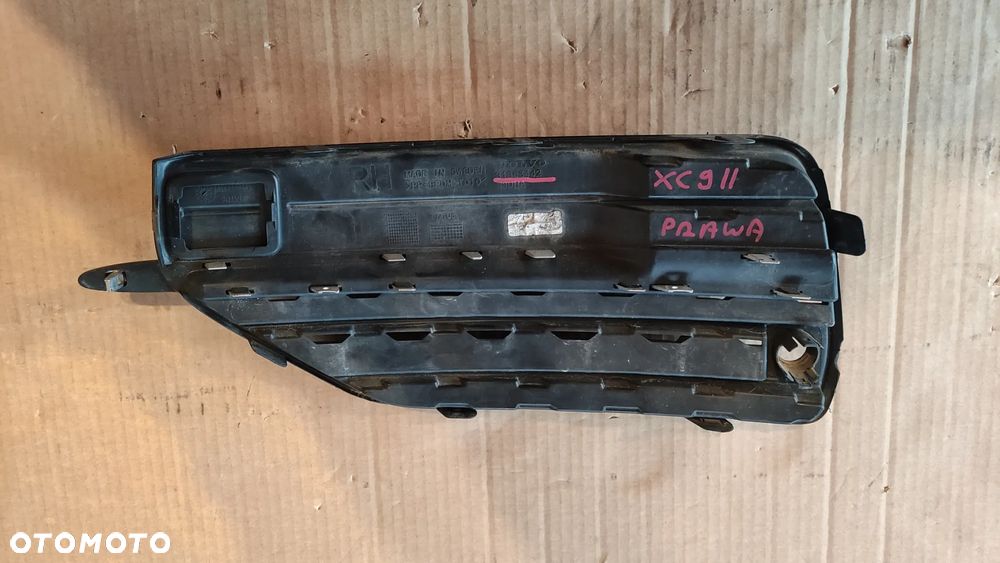 Prawa kratka zderzaka Volvo XC90 II 31383442 - 3