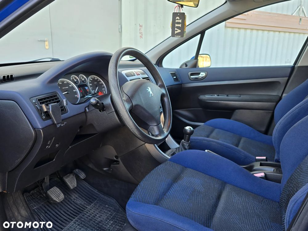 Peugeot 307 - 8