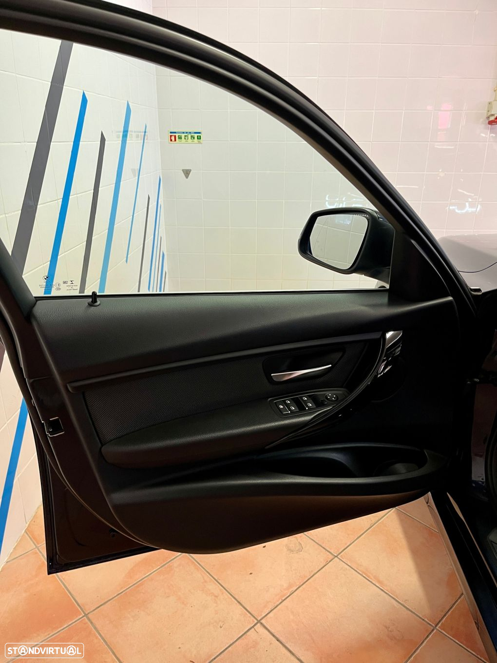 BMW 318 d Touring Advantage - 21