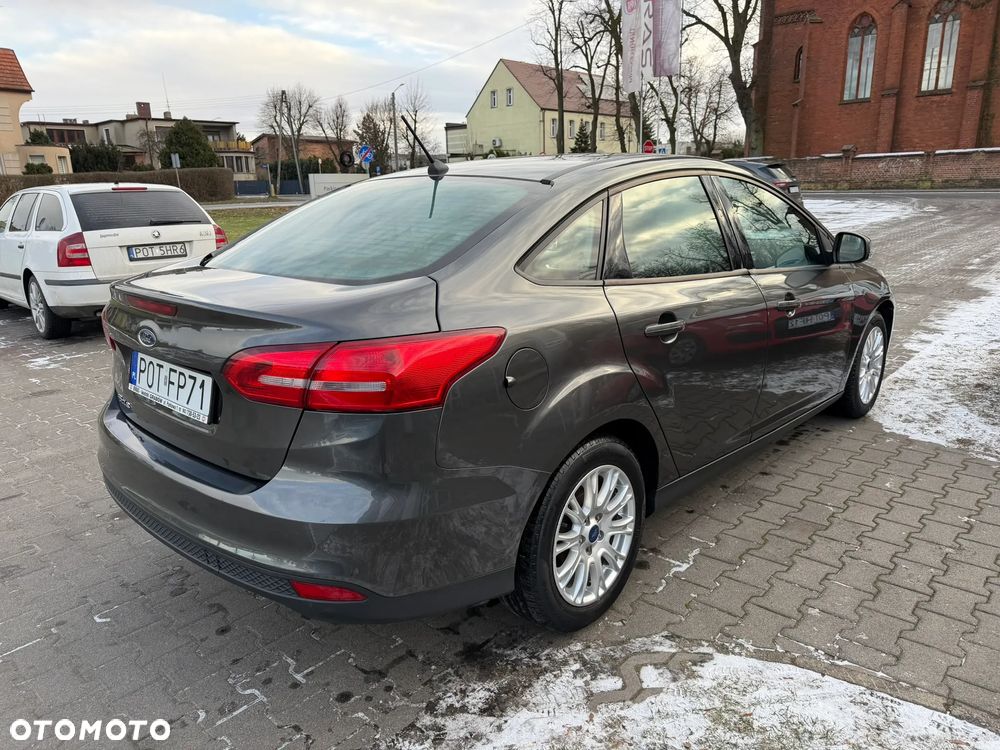 Ford Focus 1.6 SYNC Edition - 5
