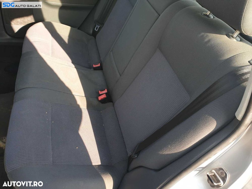 Bancheta Spate Pasageri Sezut cu Spatar Volkswagen Polo 9N 2002 - 2008 - 1