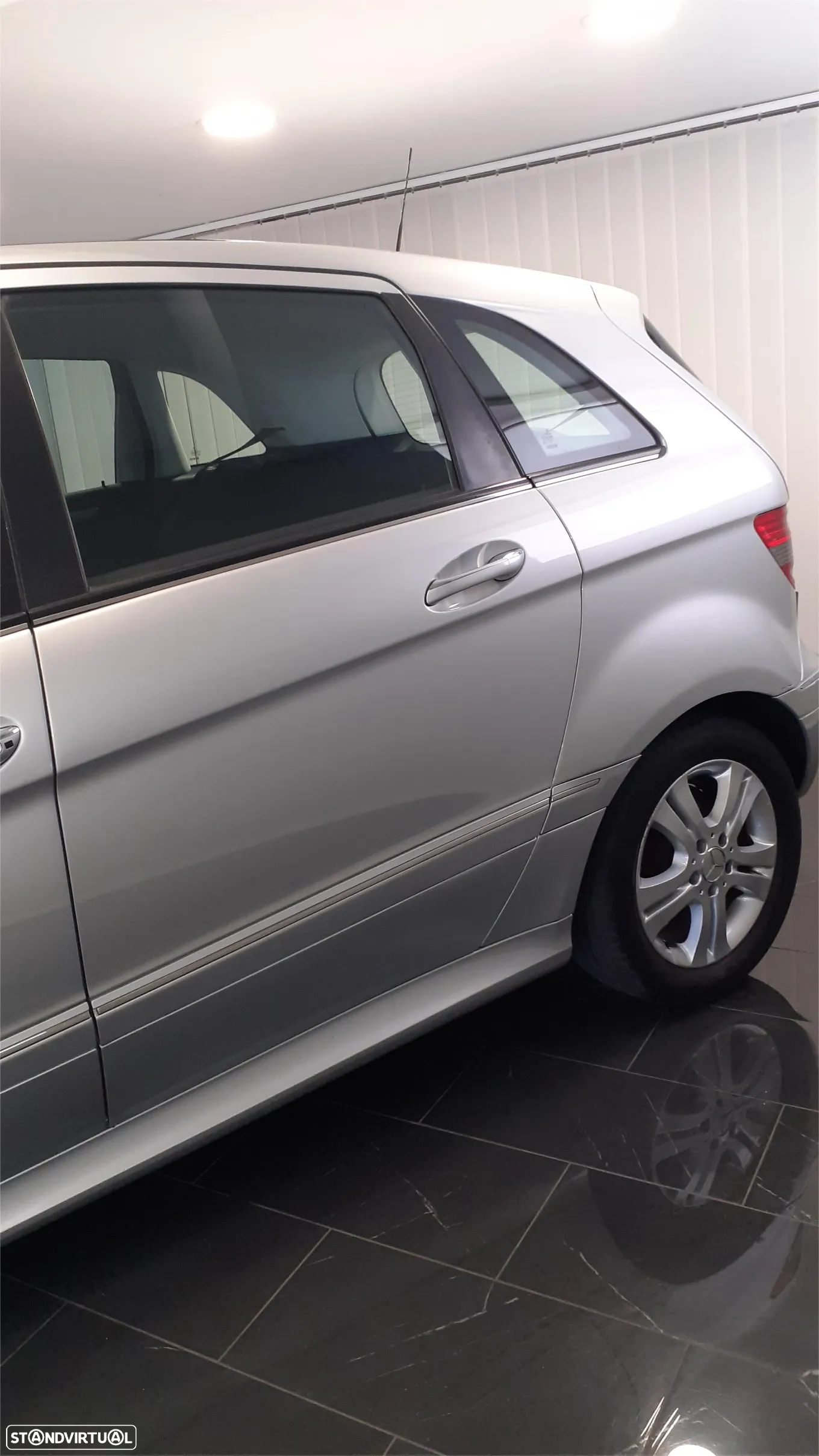 Mercedes-Benz B 180 CDi - 11