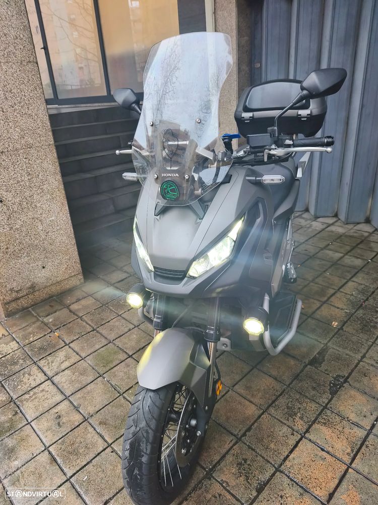 Honda ADV - 2