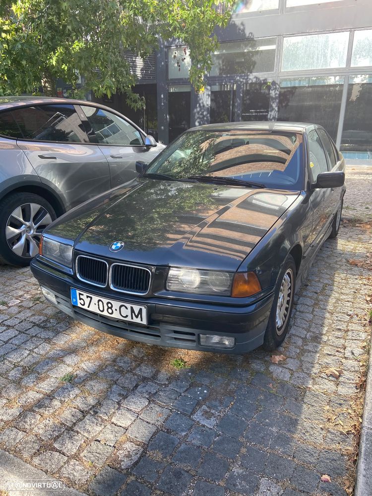 BMW 316 i Exclusive - 1