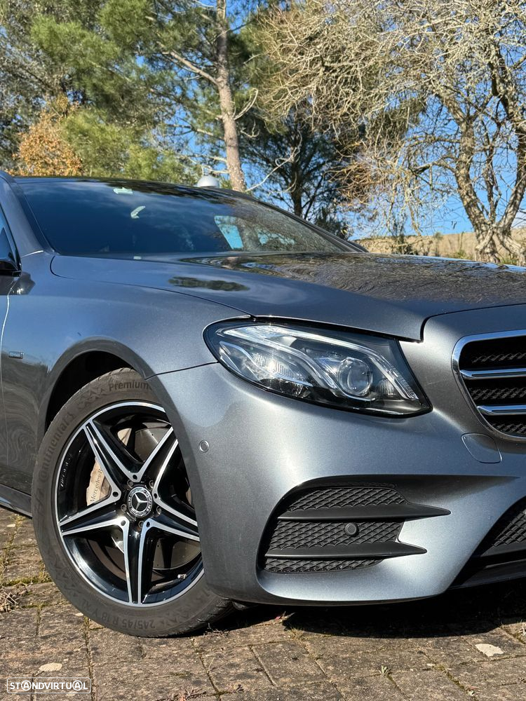 Mercedes-Benz E 300 de AMG Line - 3