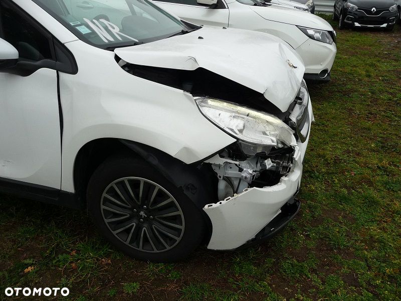 Peugeot 2008 PureTech 82 Allure - 13