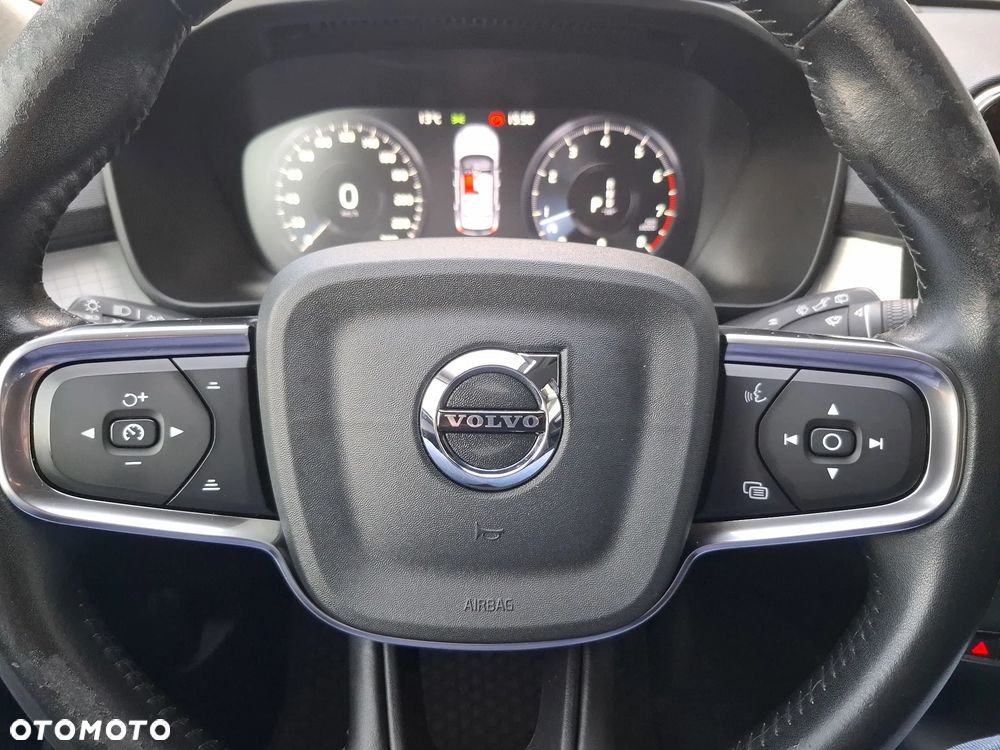Volvo XC 40 2021