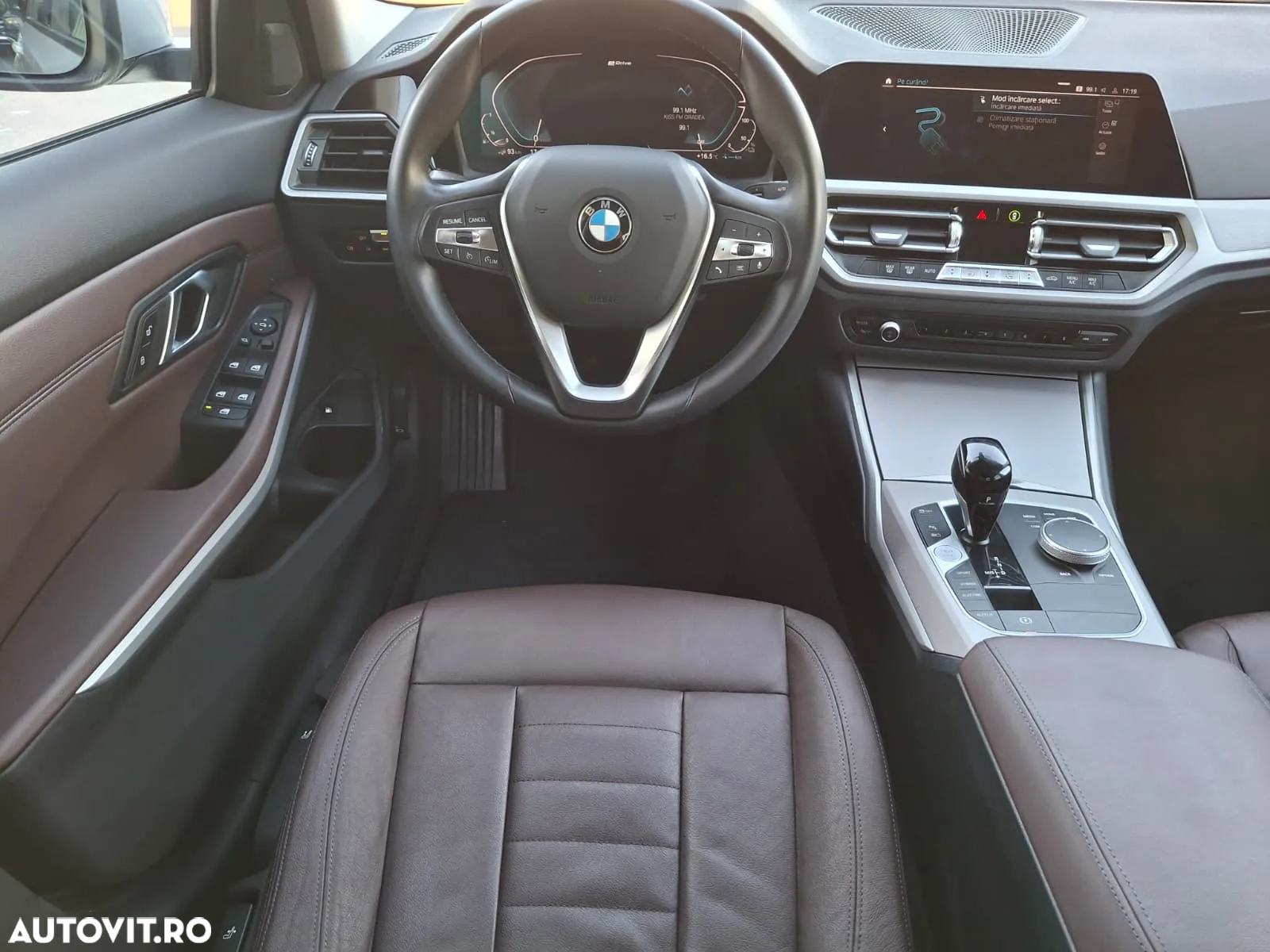 BMW Seria 3 330e Aut. Advantage - 13