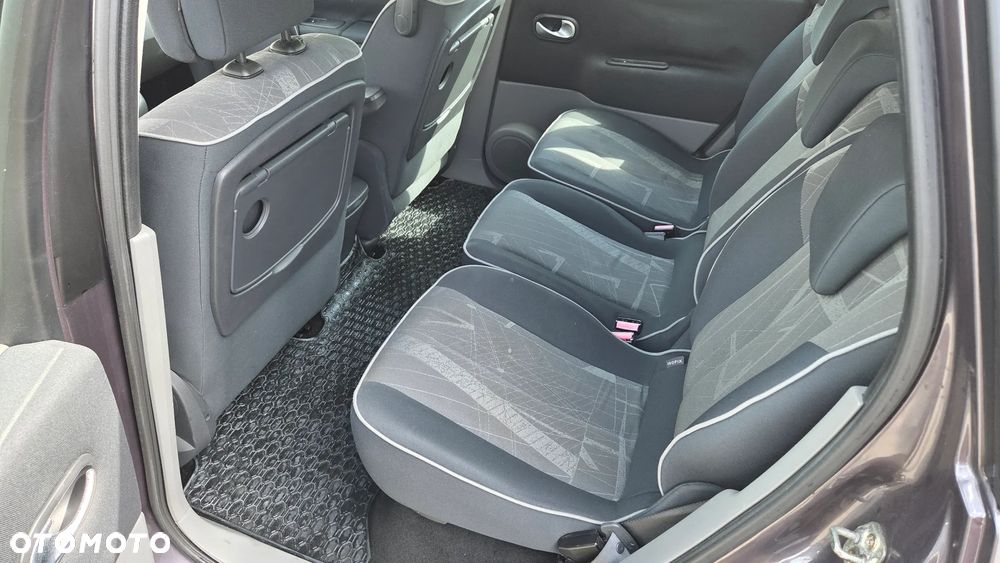 Renault Scenic - 13