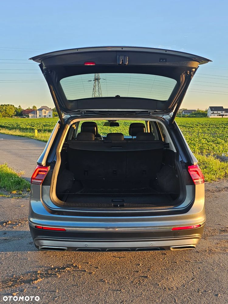 Volkswagen Tiguan Allspace 2.0 TSI 4Mot Highline DSG - 9