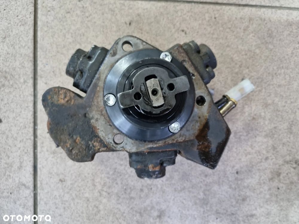 POMPA WTRYSKOWA  OPEL COMBO D FIAT DOBLO 3 III 11r. 1.3 CDTI - 2