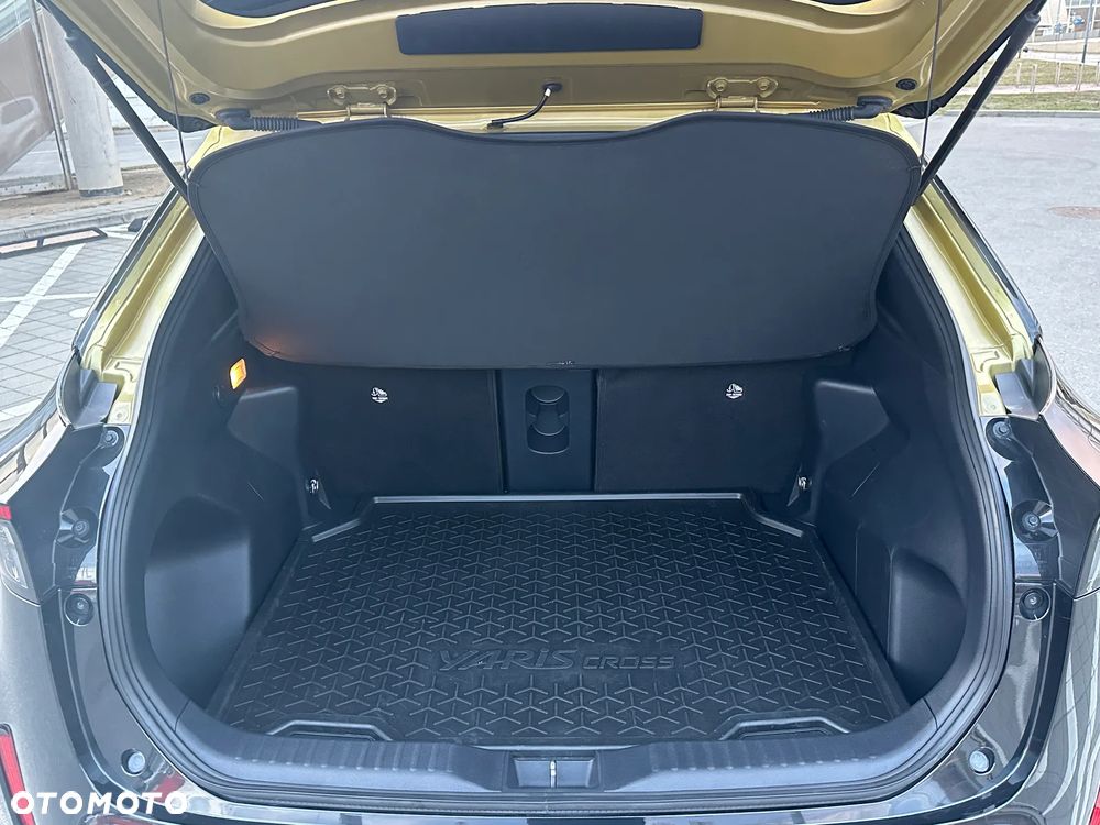 Toyota Yaris Cross Hybrid 1.5 Adventure 4x4 - 39