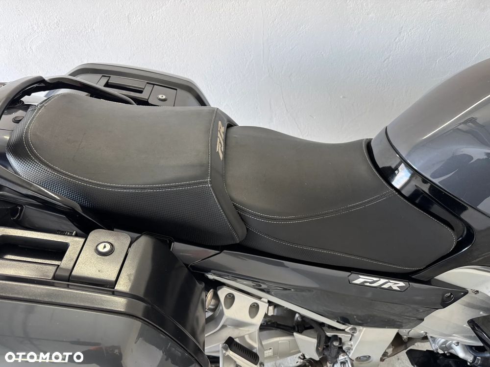 Yamaha FJR - 18