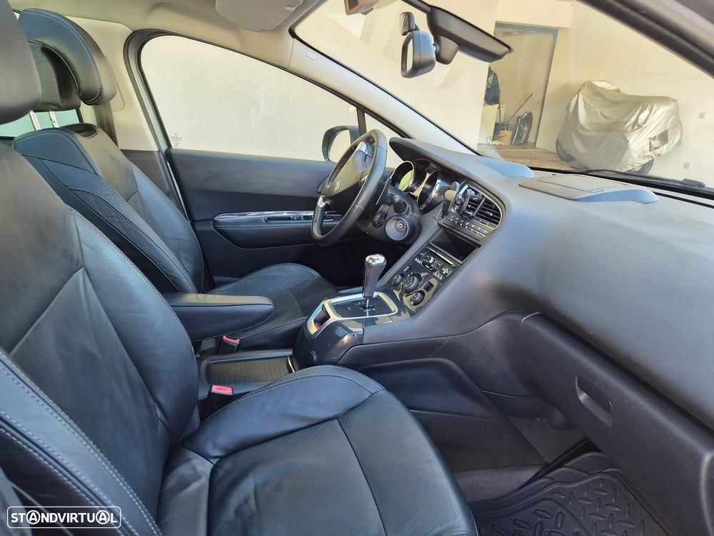 Peugeot 5008 1.6 E-HDi 7L Allure 2-Tronic - 5