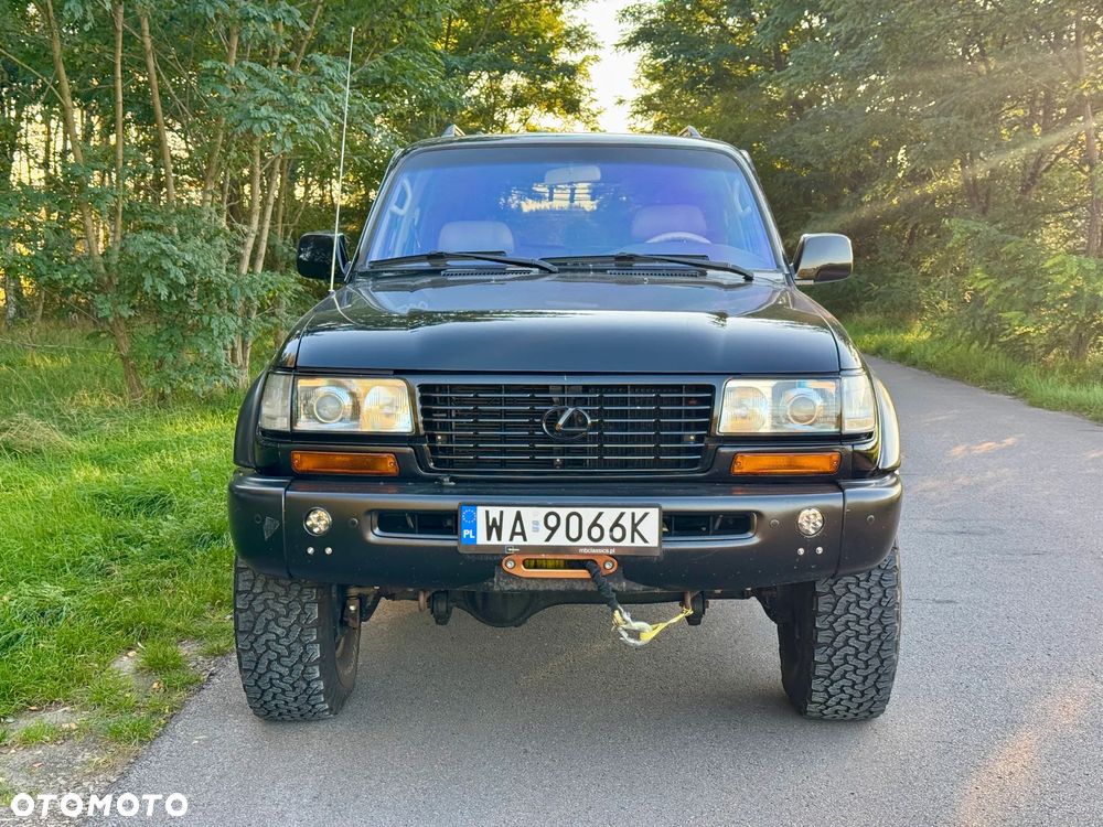Lexus LX - 15