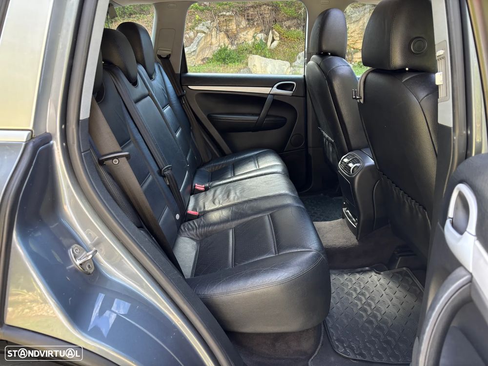 Porsche Cayenne Tiptronic - 13