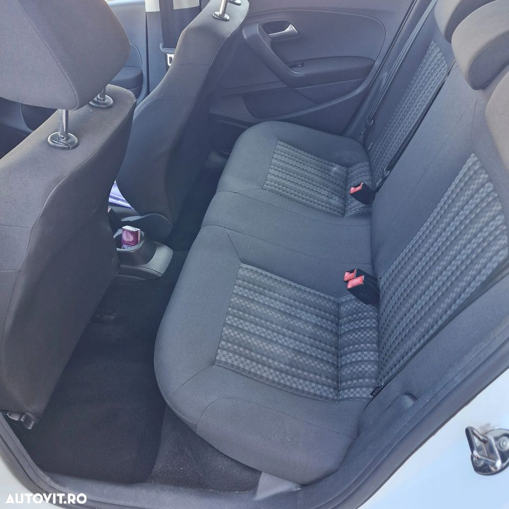 Volkswagen Polo 1.4 TDI CR BMT Comfortline - 11