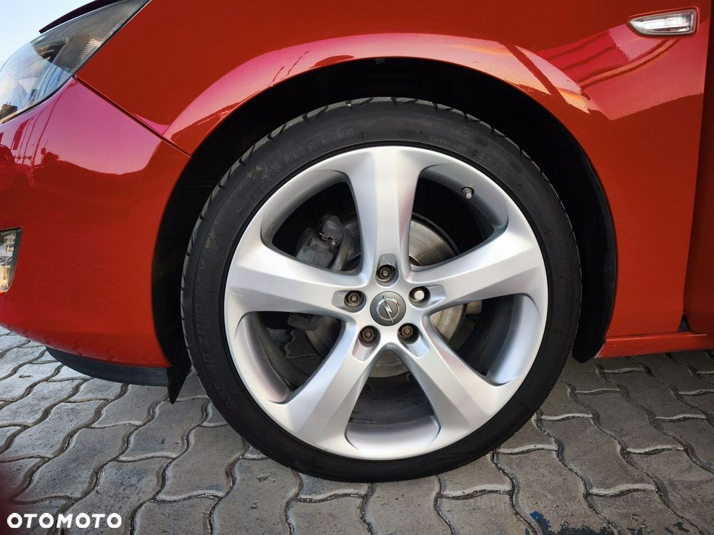 Opel Astra IV 1.6 T Cosmo - 23