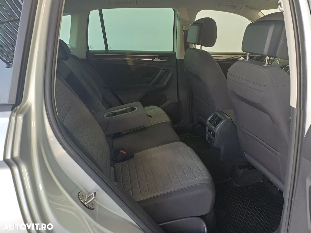 Volkswagen Tiguan 2.0 TDI SCR DSG 4Motion Life - 30